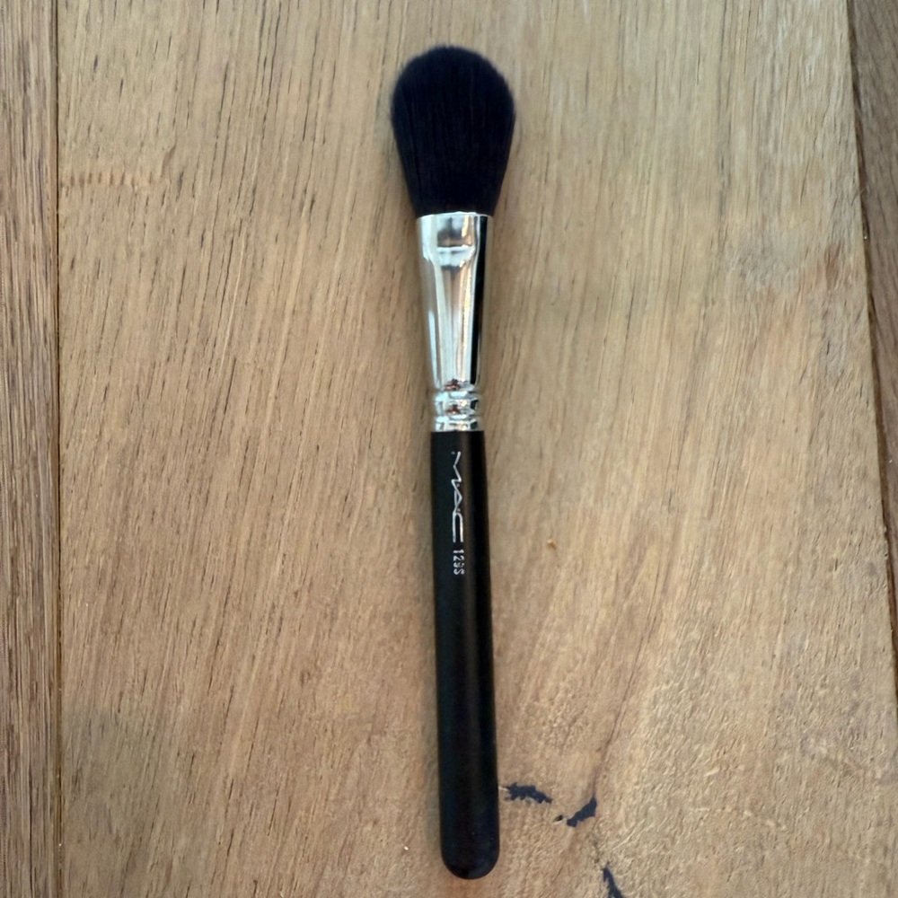 MAC Cosmetics Powder/Brush Essential, Pro Tool